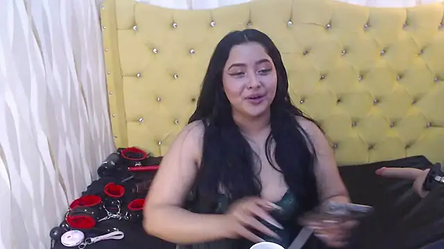 KamylaBiker webcam