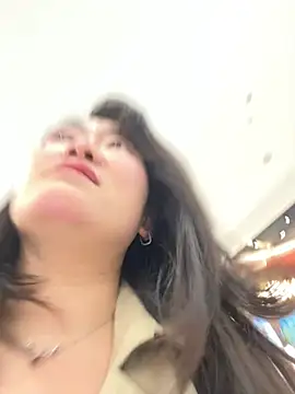 Molly-xiao webcam