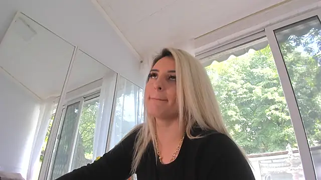 Ella_Vee live sex cam