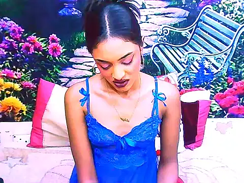 IndianPretty14u2Luv webcam