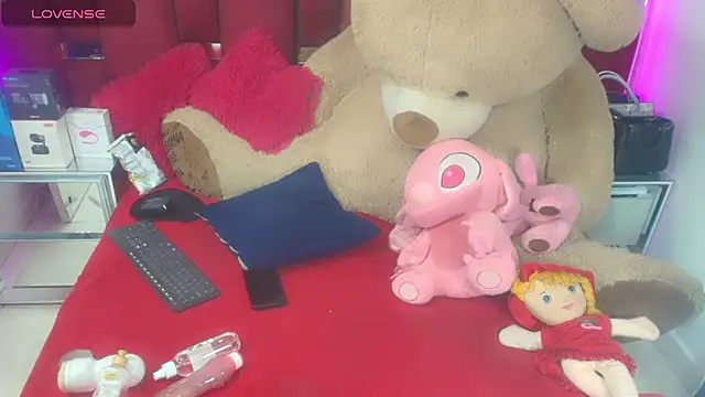 Ginna_doll webcam