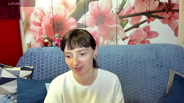 TayanaJons webcam