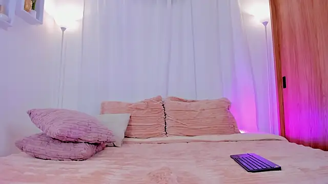 Aishapeyton_ webcam
