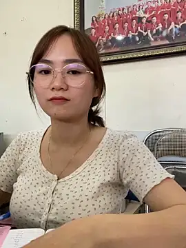 Webcam Model (Bana-gibee)  is live.Free join now!