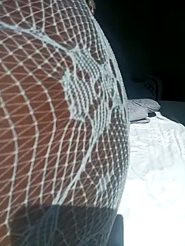 Thickdarkbby webcam