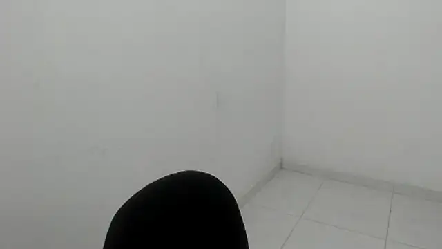 estefania224 webcam