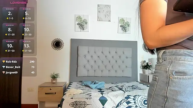Arya_Grey webcam