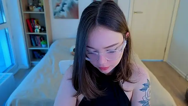 MilenaSaint webcam