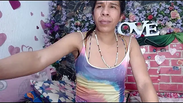 DesireDirtyTS__ webcam