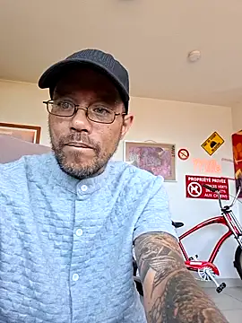 Mr_Graffitimile webcam