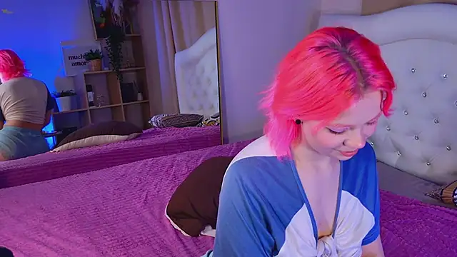 Waifu_Ketrin webcam