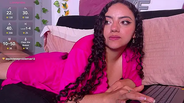 emiily_curly webcam