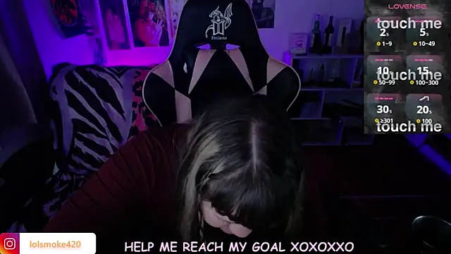 Bdsm_and_fries webcam