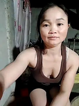 Tieuvy122 live sex cam
