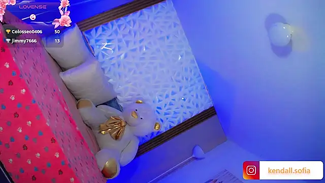 Sophiaa_doll_ webcam