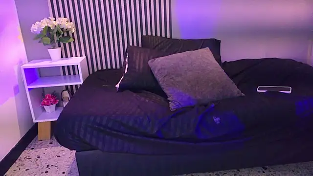 Anthonella_smiith webcam