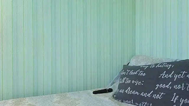 _Lily_ webcam