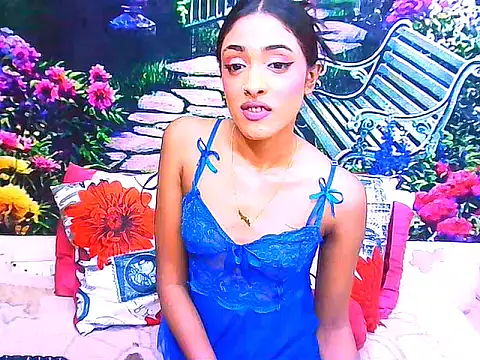 indianpretty14u2luv - IndianPretty14u2Luv's free webcam - UK Sex Cams