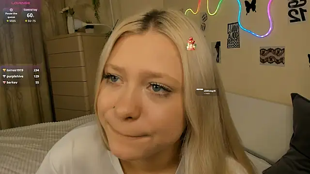 MidnightPoise webcam