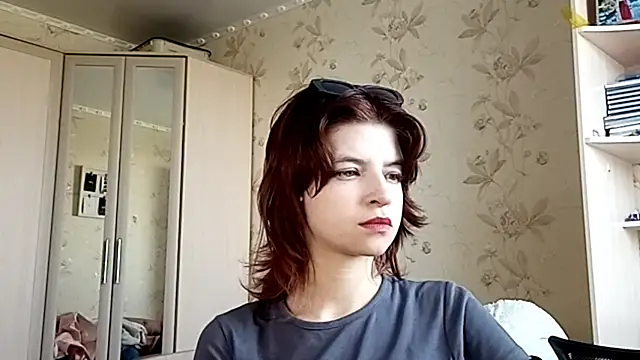 LowkeyIndigo webcam