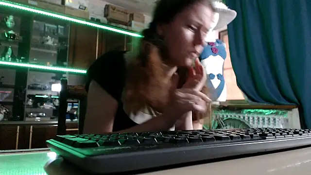 pa1e_pr1ncess webcam