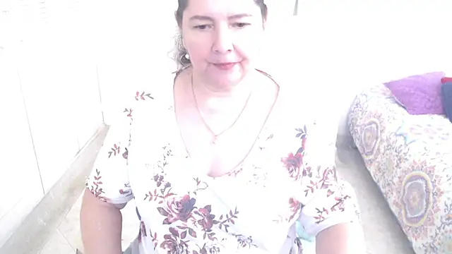 leonela_69 webcam