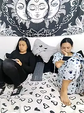 abby_n_emily webcam