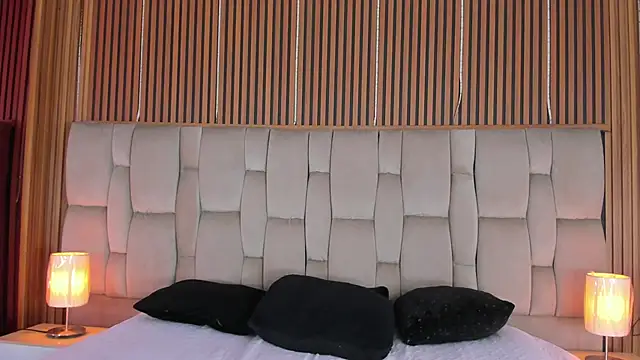 MiaVolkova webcam