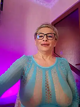 LunaBlaise webcam