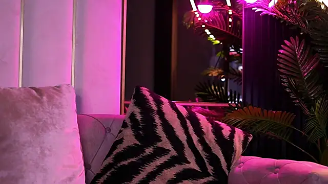 CherrieTeen webcam