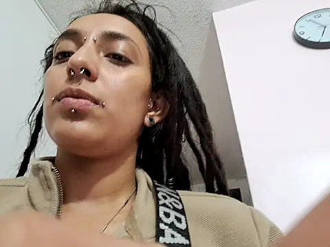 ORIANNA_BODMOD webcam