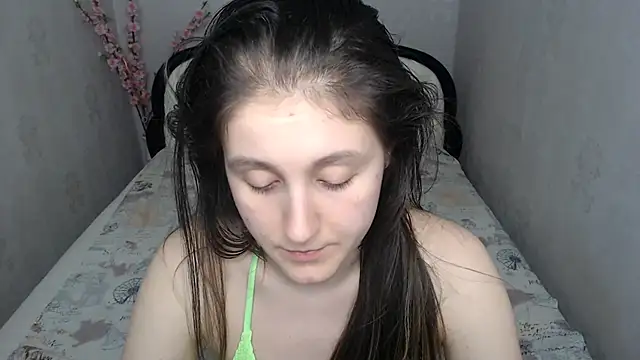 Holliy_Cooper webcam