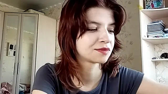 LowkeyIndigo webcam