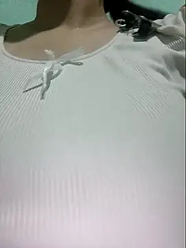 Shine_Mai webcam