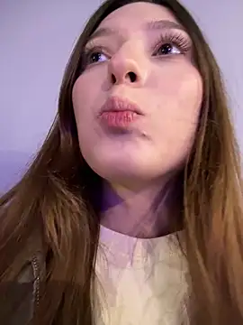LilluKatten live sex cam