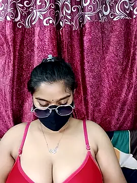 Webcam Model (Jasmine_jaaan)  is live.Free join now!