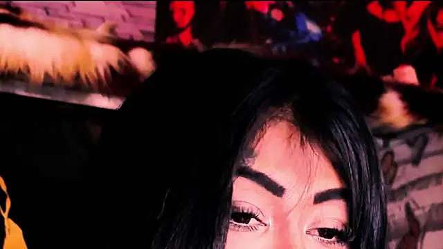 indian_dreamgirl webcam