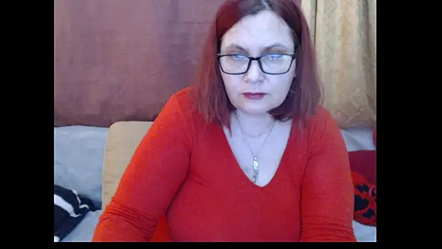 PlayfullMature webcam