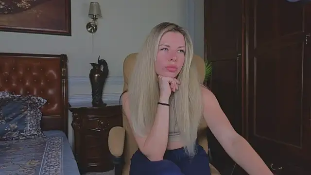Real_Tini webcam