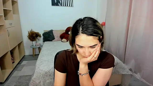 AlexaJuly webcam