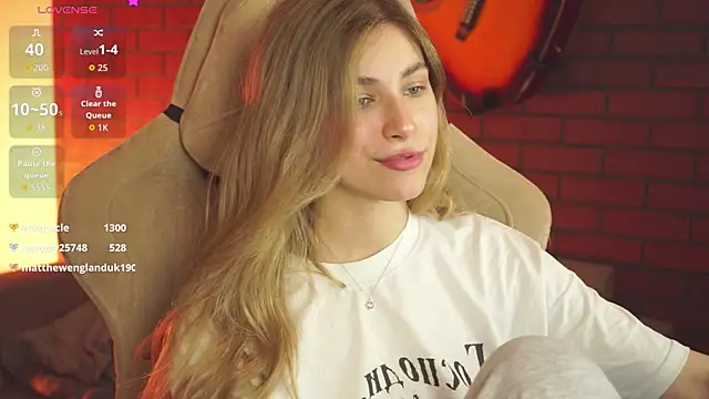 EllieCutes webcam