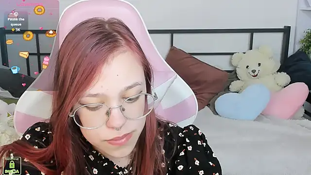 LayriantaVee webcam