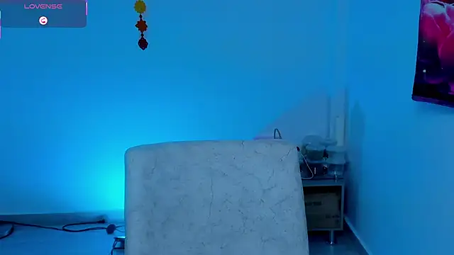 Sara_Charmy webcam