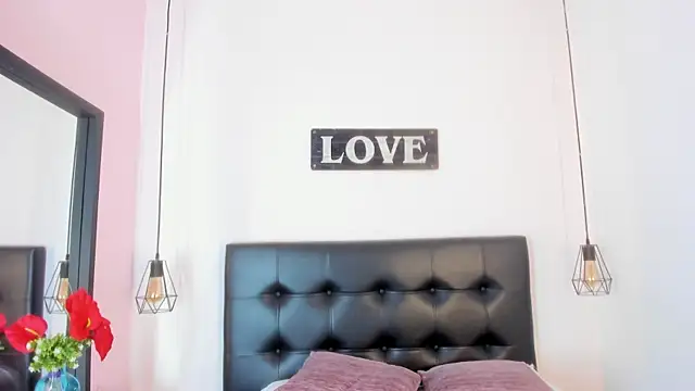 KatallelaMurillo webcam