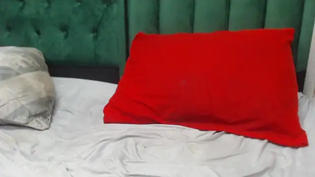 NAUGHTYNATASHAXX34 webcam