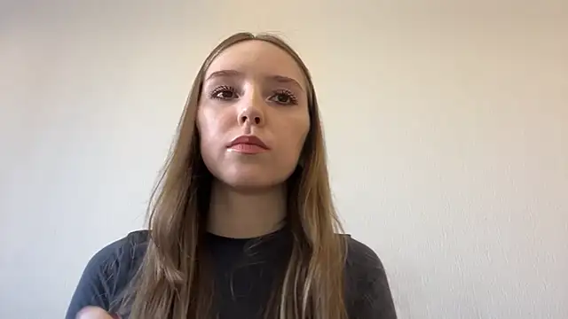 QueenBalensiefen webcam