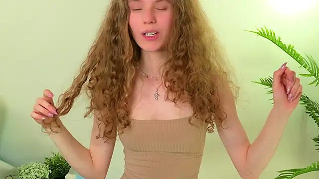 Mila_Stain webcam
