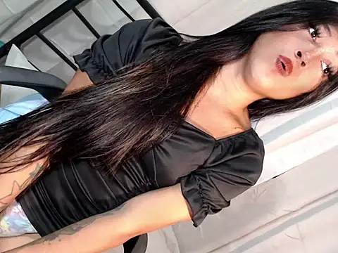 Ladymikaela webcam