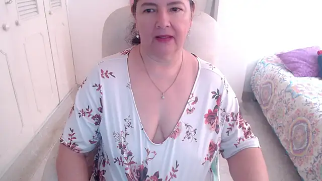 leonela_69 webcam