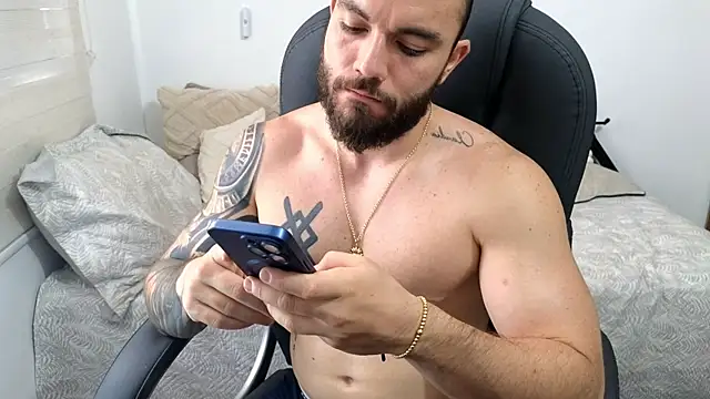 Isaac_Carter webcam